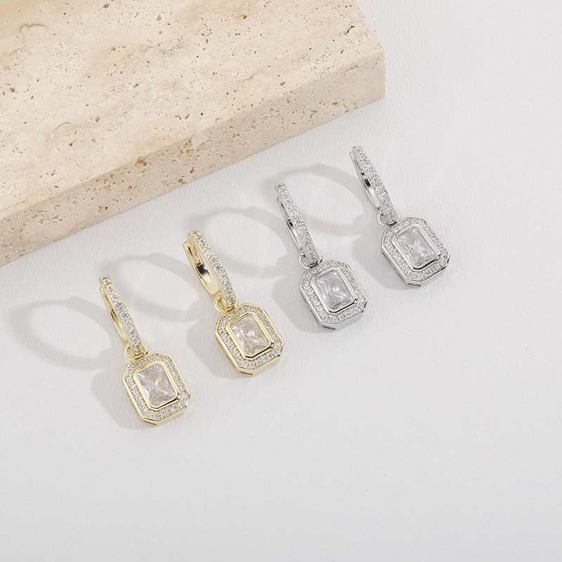 Exclusive supply of light luxury moissanite Luxury Iced earrings, unisex Out D VVS Diamond style, sugar cube cut ear clasps, suitable for daily comm