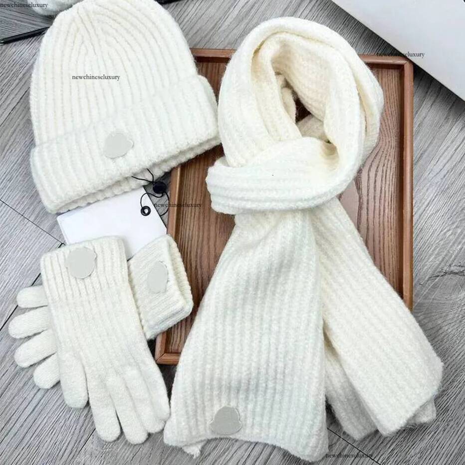 Women 2026 Designer Men Scarf Hat Three Piece Set Winter Outdoor perfume Travel Warm Long Scarf Fashion Soft Breathable Wool Knitted Quality Hat Glo
