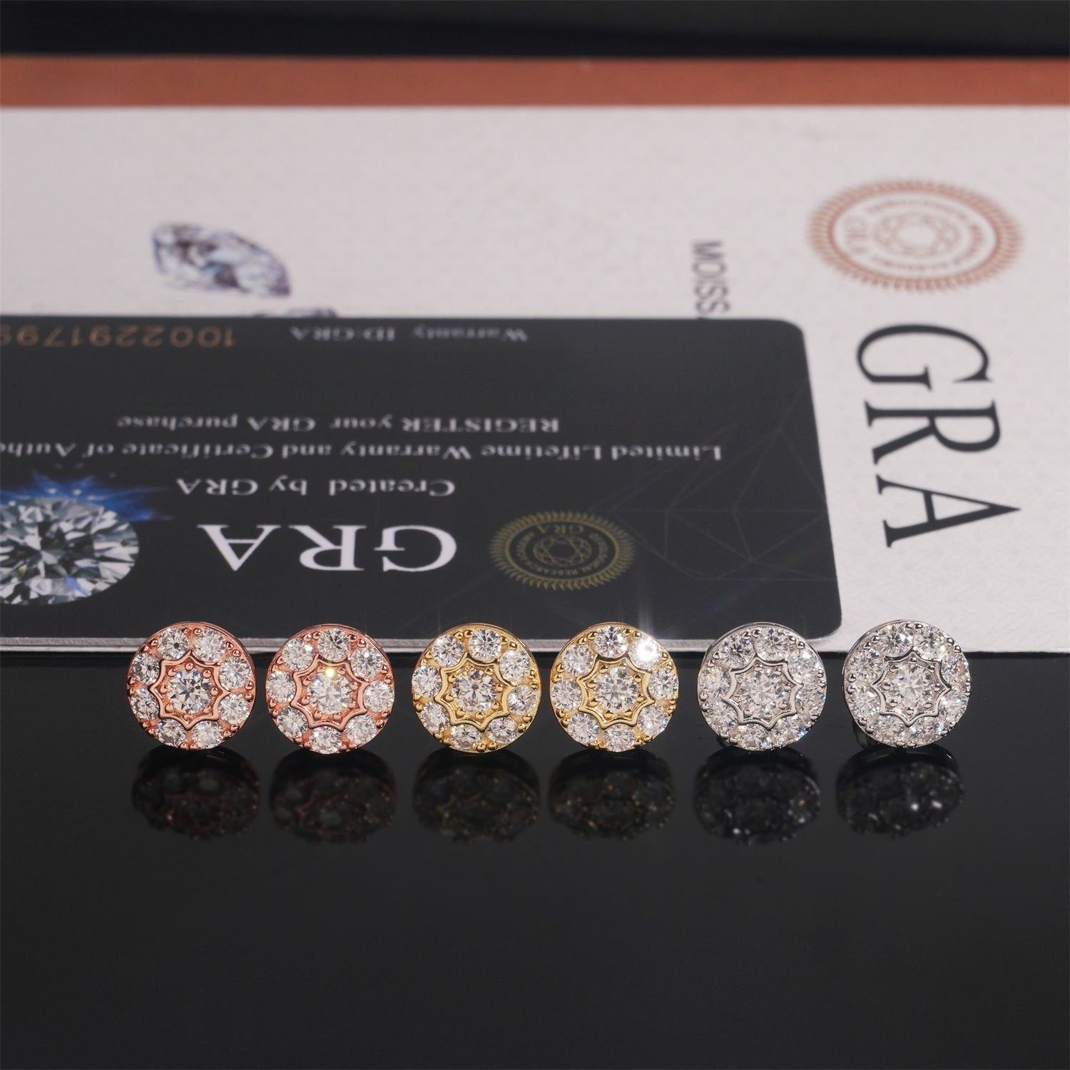 High-quality, light-luxury 10mm earrings S925 silver inlaid with moissanite, unique non-repetitive design men women, suitable for European and