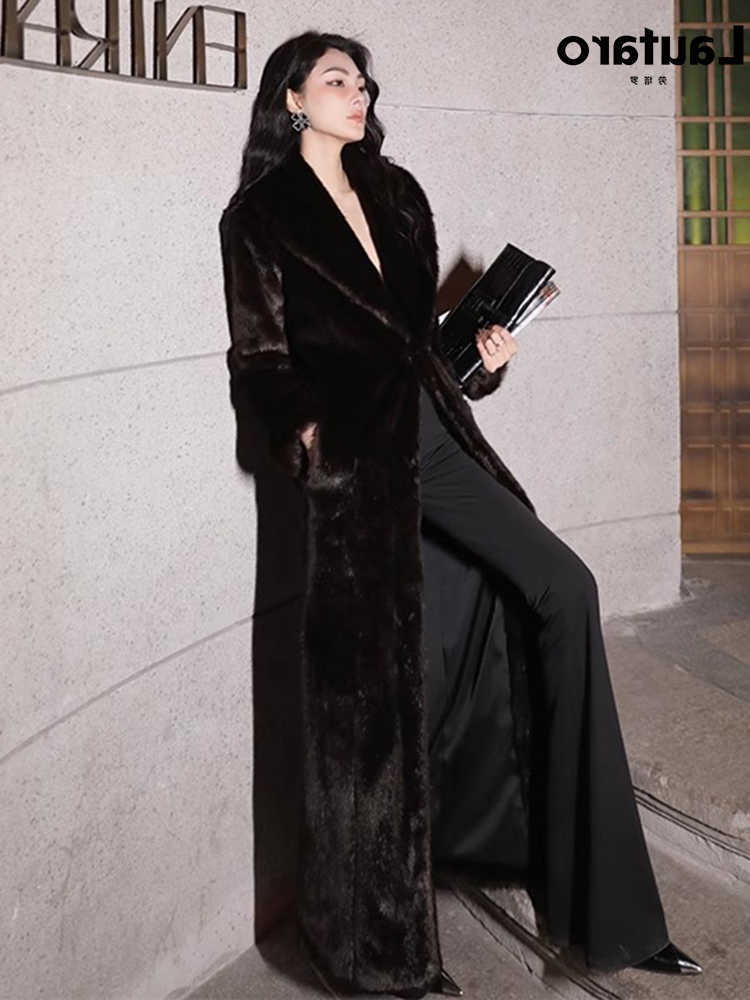 Autumn Lautaro Winter Extra Long Thick Warm Mink Fur Coat Women Shawl Collar Soft Elegant Fluffy Furry Overcoat S261016EBZX