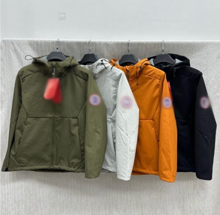 Mens Hooded Jacket Zip Up Winter Coat Hiking Outdoor Designer Jacket Ski Lightweight Shell Layering Jacket Couples Arctic Windbreakers