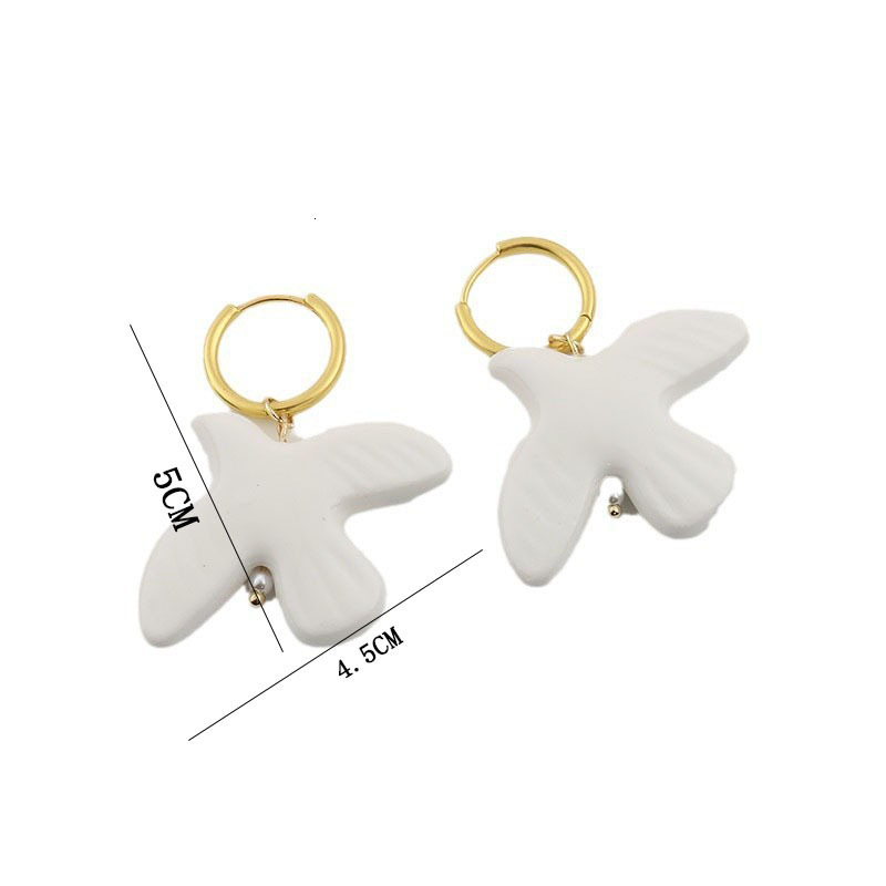 European American minimalist style dove bird earrings, high-end simple design, versatile and elegant, perfect for Instagram