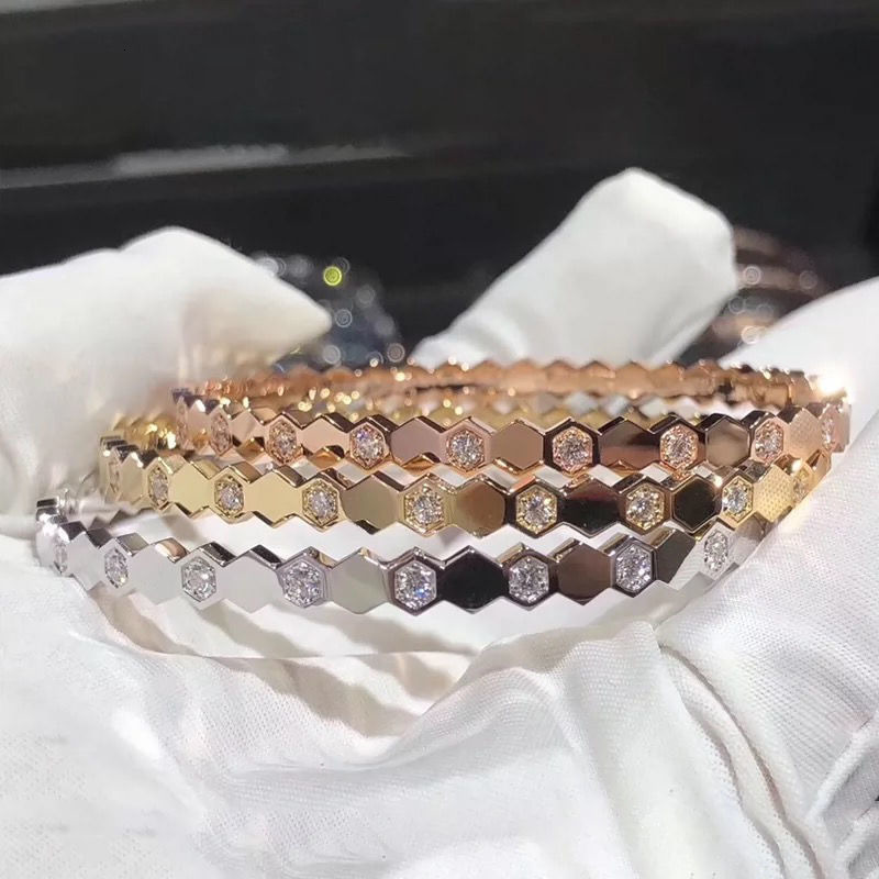 Bangle Bangle Luxury Jewlery Hexagonal Beehive Clavicle Bracelets Designer Bangle For Women High Version V AU750 Honeycomb Bracelet 18k Gold Full Di