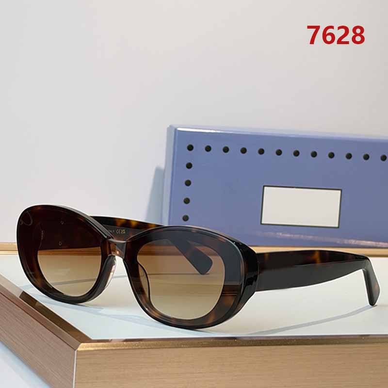 Vintage Glamour Oval Sunglasses Lady 7628 Dark Havana Acetate Frame Brown Gradient Tinted Lenses Gold Emblem Temples UV400 Party Evening Date