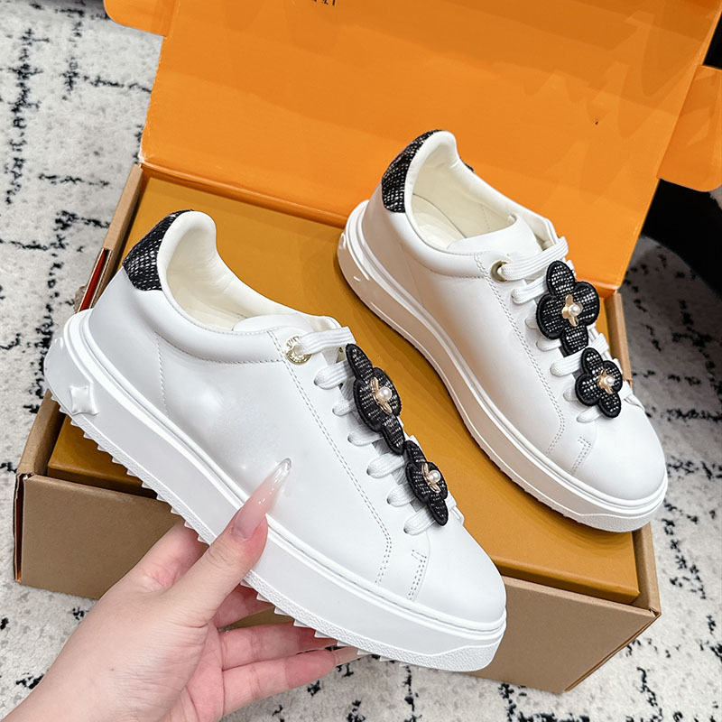Women Platform Heels Sneakers Designer Cowhide Lace Up Dress Shoes Vintage White Sport Hiking Trainer Shoes Rubber Sole Casual Shoes Lady Leisure Sh