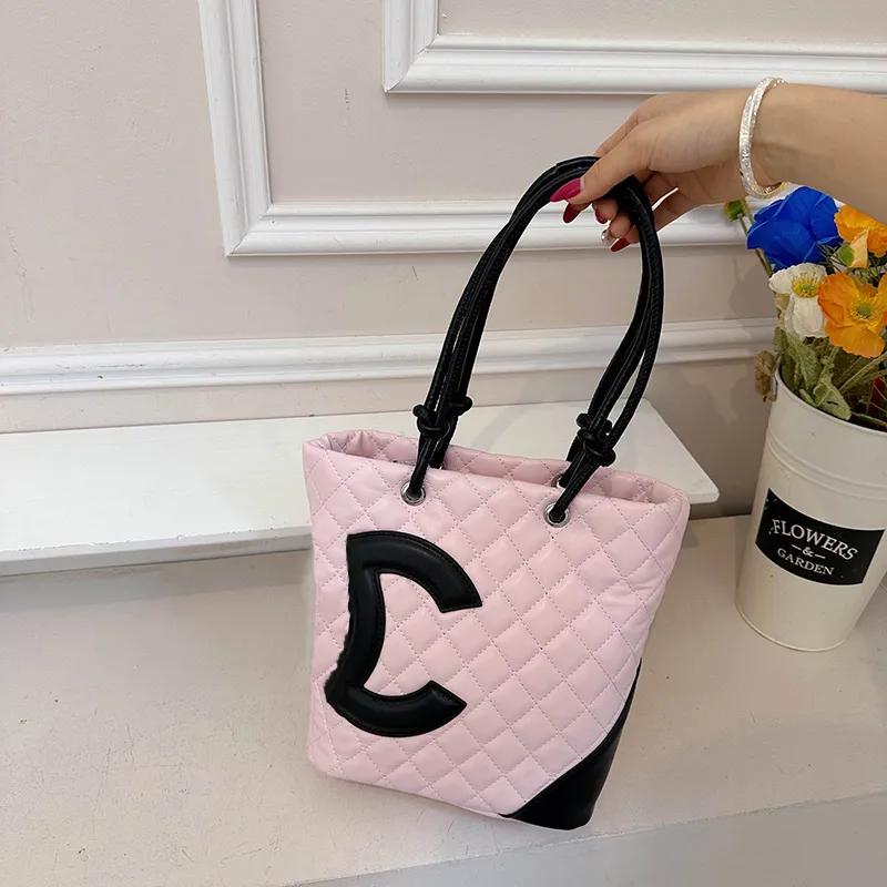 Designer Tote Bags Fashion Handbag Luxury Pearl Beaded Ladies Shoulder Bag Sweet Cute Printed Womens Square Tote Classic Leather Female Handbags