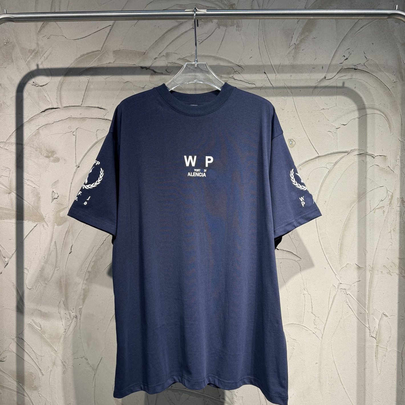 Cross-border high-end new B-brand collaboration T-shirt with wheat stalk print logo, featuring a designer luxury relaxed fit and unisex design