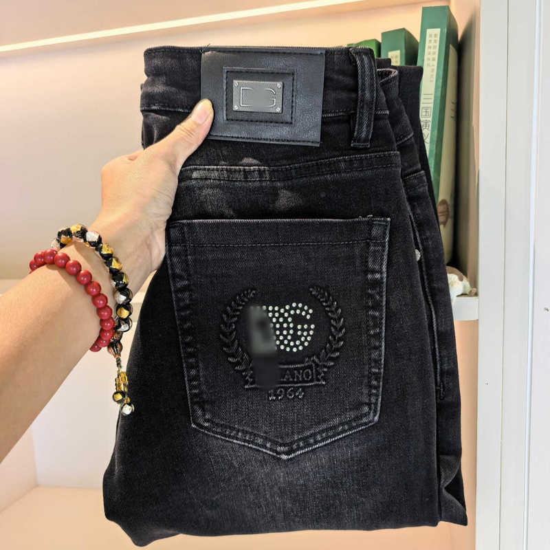 Designer Men's denim jeans version of hot-drilled European-style men's jeans with heavy embroidery, multi-color elastic wash, slim straigh