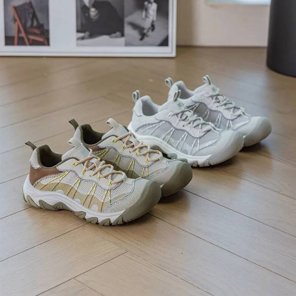 Seam Sealed Waterproof Breathable Hiking Shoes Women's Breathable Mesh rigid crampon compatible mountaineering footwear Sports Shoes Spring And