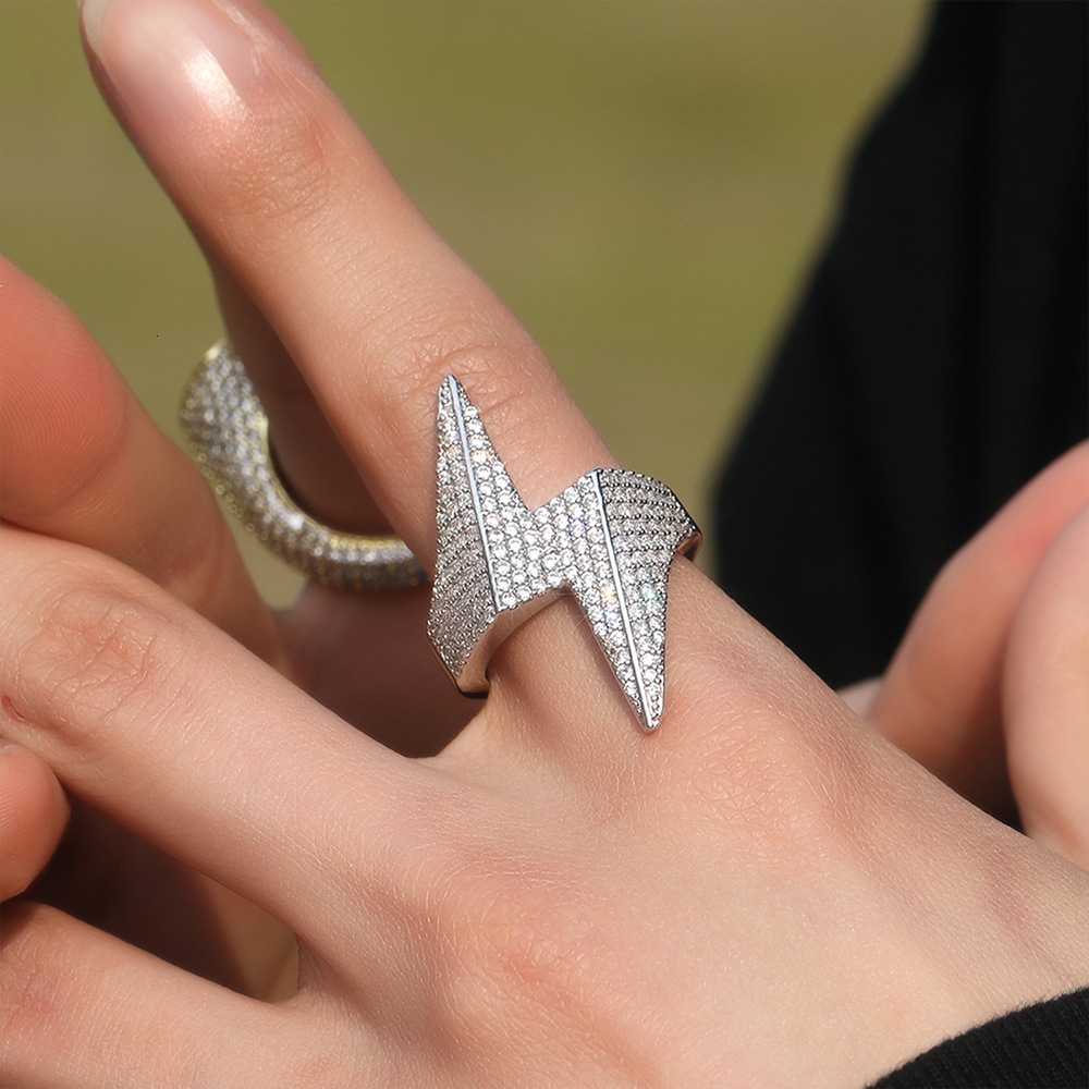 Out D VVS Diamond Hip Hop Niche 3D Lightning Simple Copper Inlaid Luxury Iced 5A moissanite Personality Trendy Men's Ring Luxury Iced