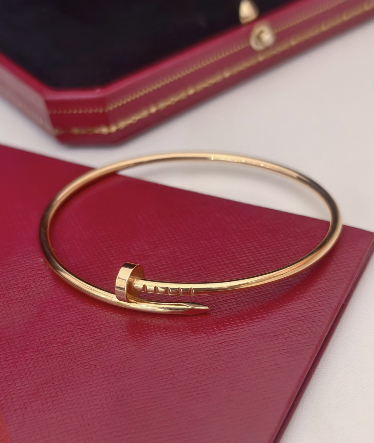 Designer bracelet luxury Jewelry Men and Women bracelet thin bracelet 18k gold silver rose nail bracelet Designer Jewelry personalized bangle Titani