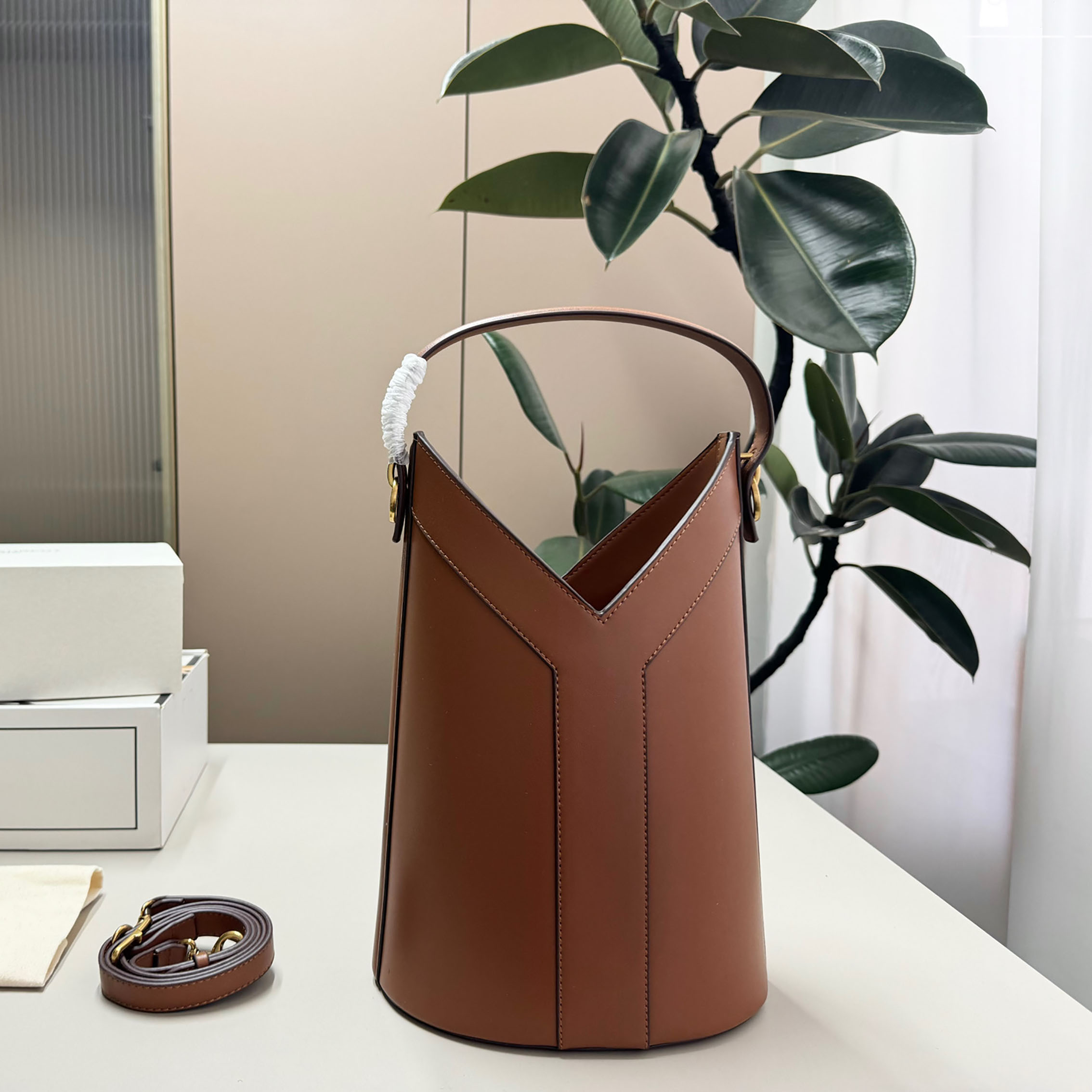 10A Quality Designer bucket bag Classic solid color Handbag Shoulder bag women leather luxury handbag Messenger bag