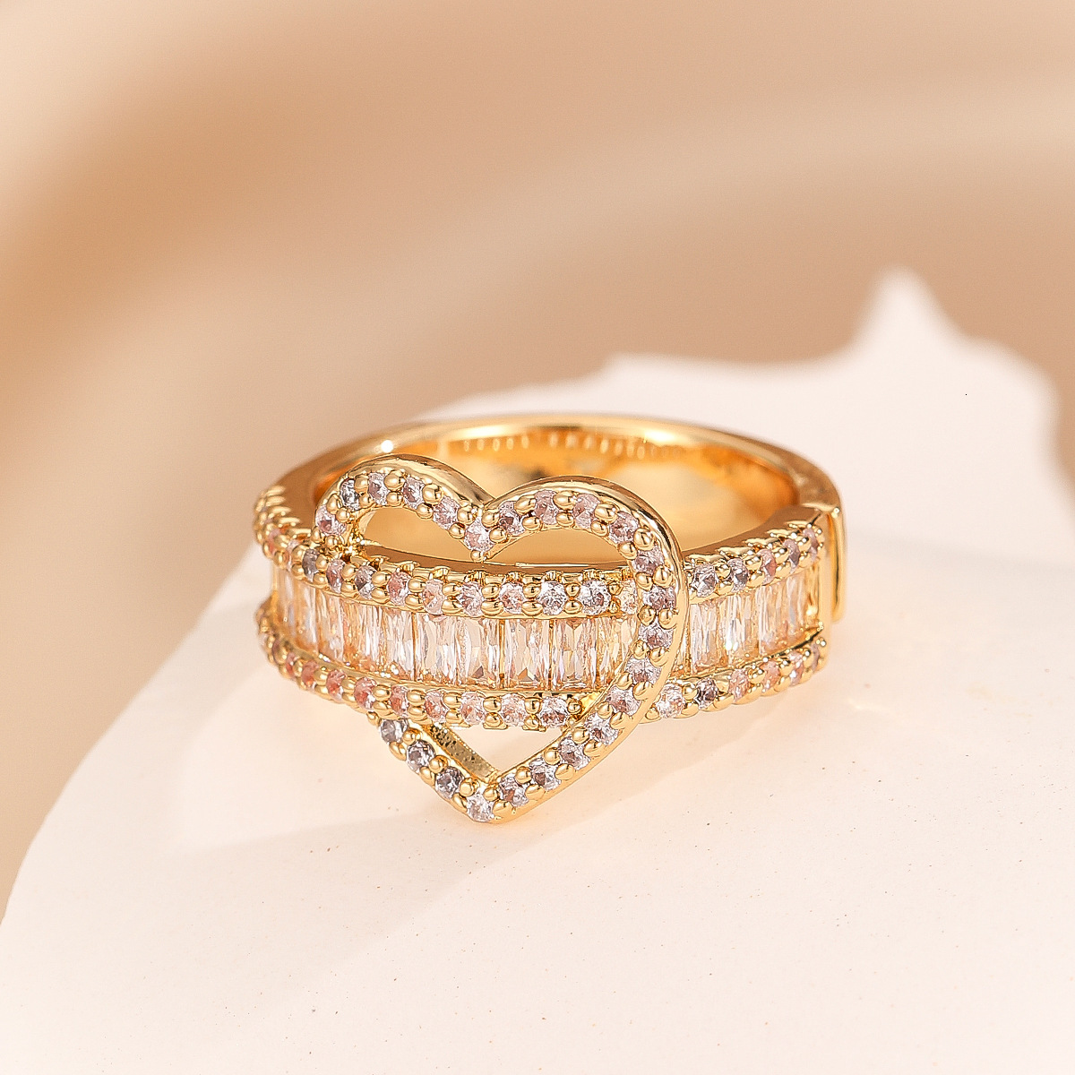Luxury Brand Designer Jewelry Elegant Cubic Zirconia Heart Knot Versatile For Commuting, Light Luxury Style, Bestselling Ring, Factory Direct Wholes