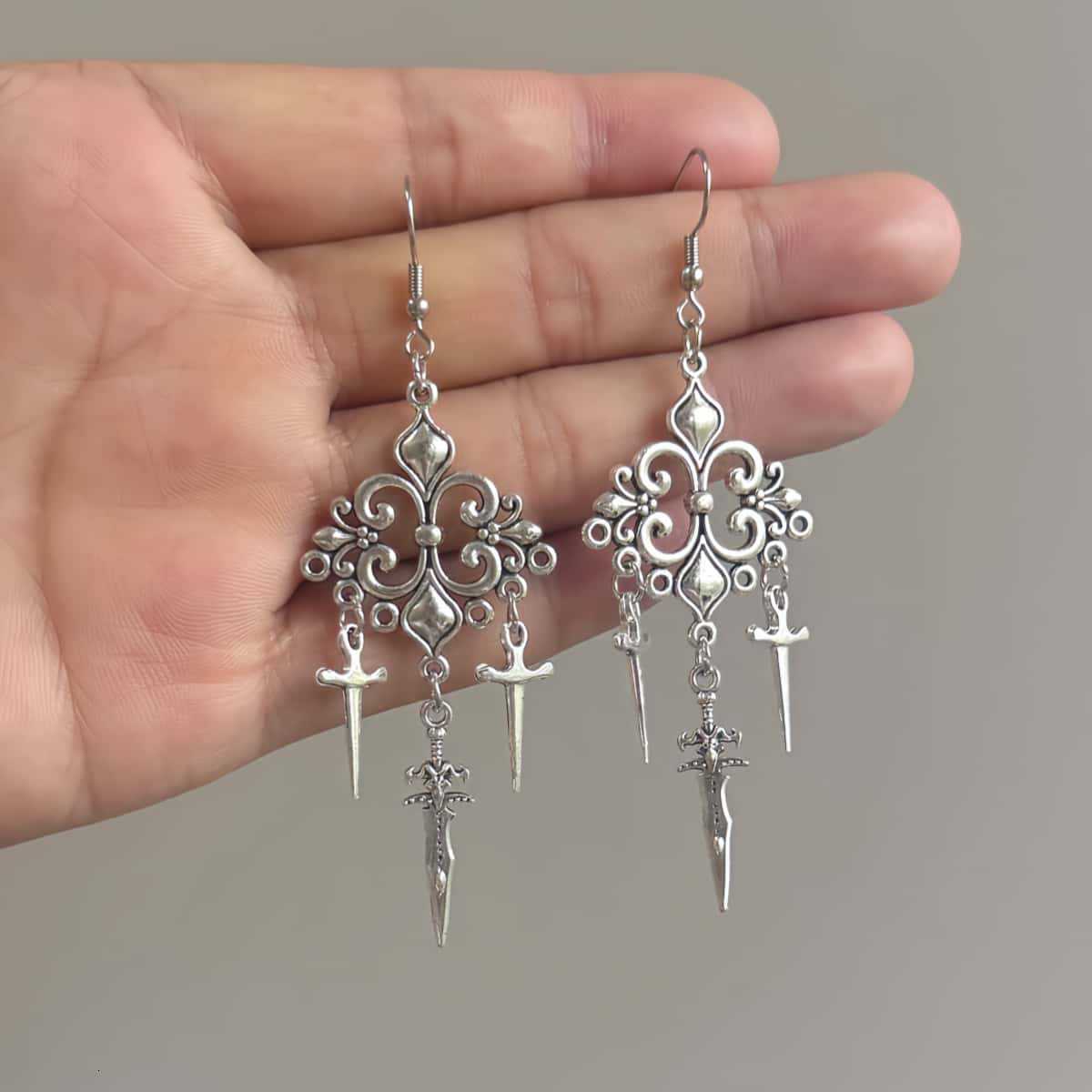 Luxury Brand Designer Jewelry Foreign Trade Gothic Retro Sword And Dagger Earrings Hip-Hop Rock Punk Style Direct From The Manufacturer Luxury Brand