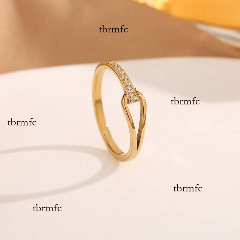 Hot Desinger Rings CZ Zircon Diamond Hollow Geometric Stainless Steel Finger Ring 18K Gold Color size 5 10 for Men Women new