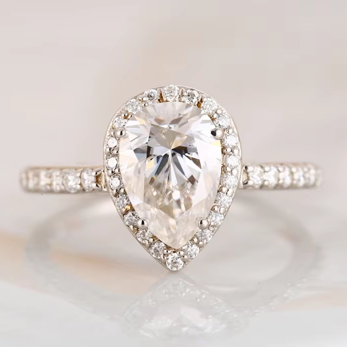 Best Selling 925 Sterling Silver Halo Ring with Pear Cut 1CT D Color Moissanite Engagement Wedding Ring for Women
