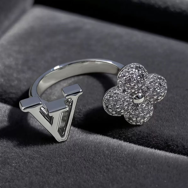 Luxury L Vs flower rings Wedding Rings with open Sparkling Diamonds 18k gold womens wedding rings Designer Jewelry elegant Brides Ring