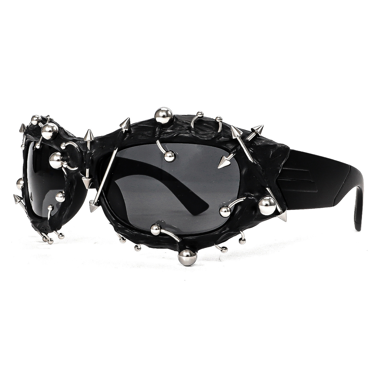 Face-Slimming Street Punk Rivet Metal Colored Sunglasses, Trendy Eyewear Retro Personality Y2k Street Style