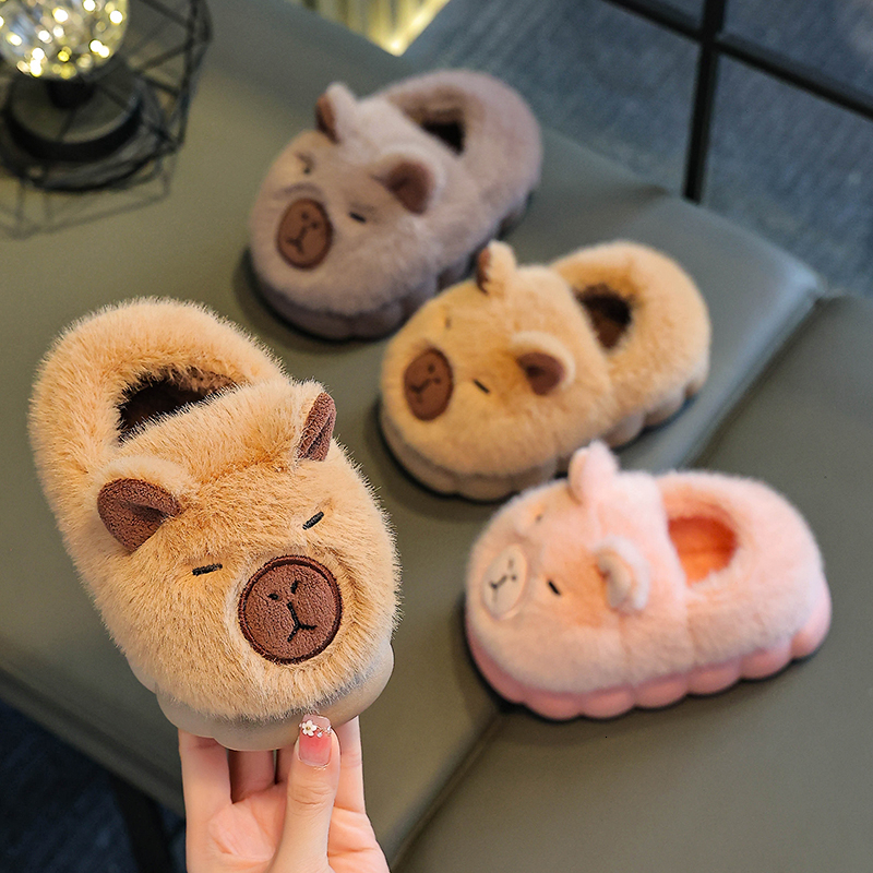 Cute Capybara Cotton Children Winter 2025 New Fashion Warm Fluffy Home Shoes for Couples Anti Slip Plush Slippers J261019