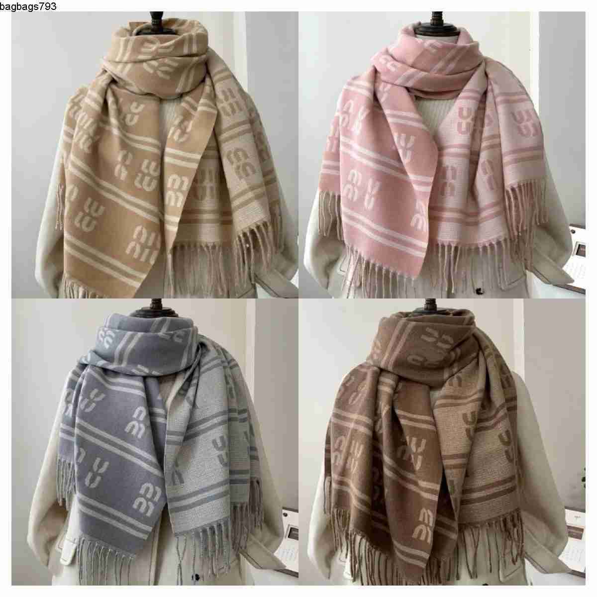 Scarves Scarf designer cashmere scarf women men classic fashionable High quality letter decoration autumn winter keep warm outdoors travel Gifts 202