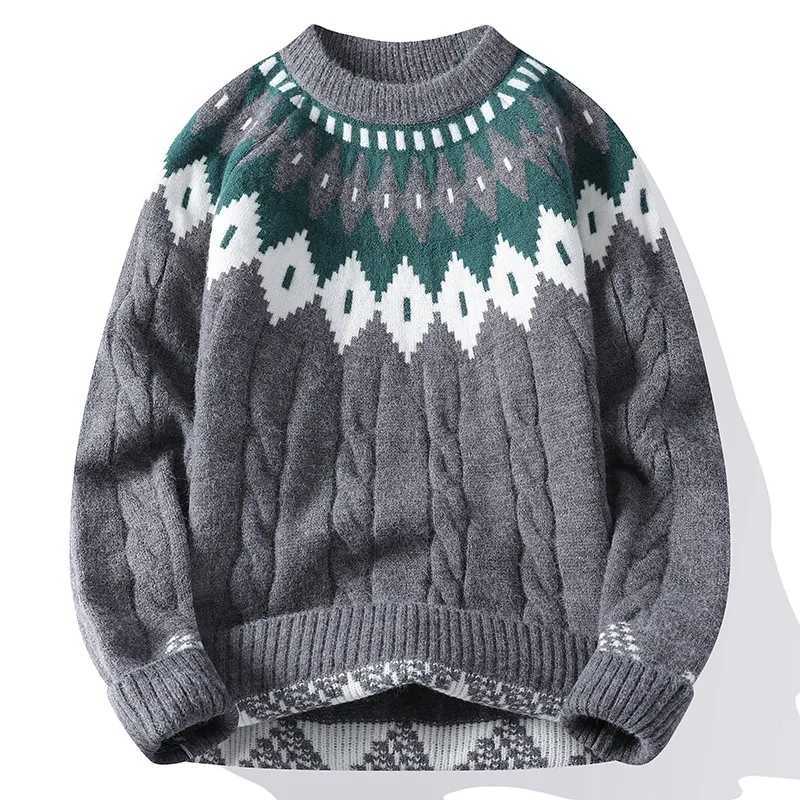 Autumn and Winter Casual Legible Sweaters Men Round Neck Collar Knitted Pullovers Male Loose Sweater Man M261016