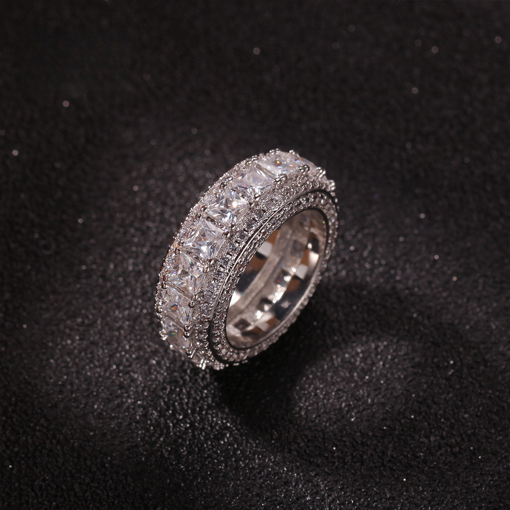 Real 18K 14K 10K Out D VVS Diamond Copper Micro-inlaid Luxury Iced moissanite Hip-hop Style Gold Retro Personality Round Men's Ring Yiwu Luxury