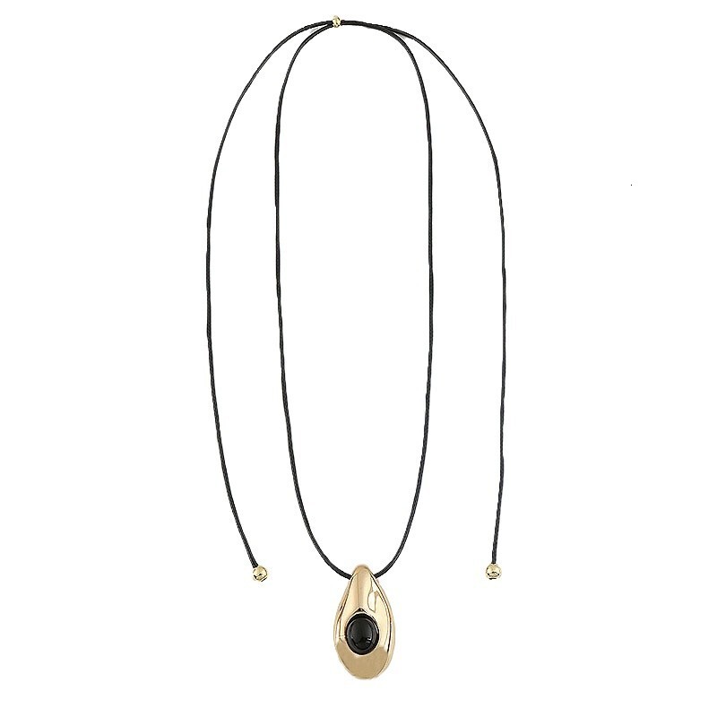 vintage oval teardrop black agate necklace for women, niche high-end style, adjustable sweater chain