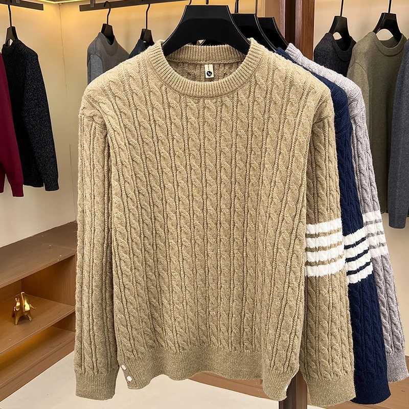 Sweater Autumn Winter New Men's Classic Striped Jacquard Design Brand Simple Korean Casual Round Neck Knitted Pullover M261017