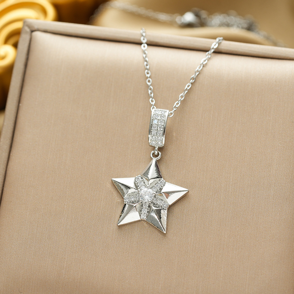Luxury Elegant Dainty Jewelry Luxury Brand Designer Jewelry Steel European And American Summer New Five-Pointed Necklace Pendant, Fashionable Star D