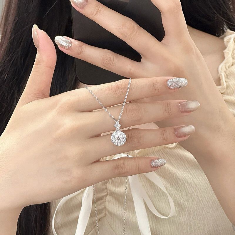 Luxury Brand Designer Jewelry Korean-Style, Full-Diamond, Star-Shaped Pendant Necklace Women, A Delicate Versatile Clavicle Chain Adorned With Cubic