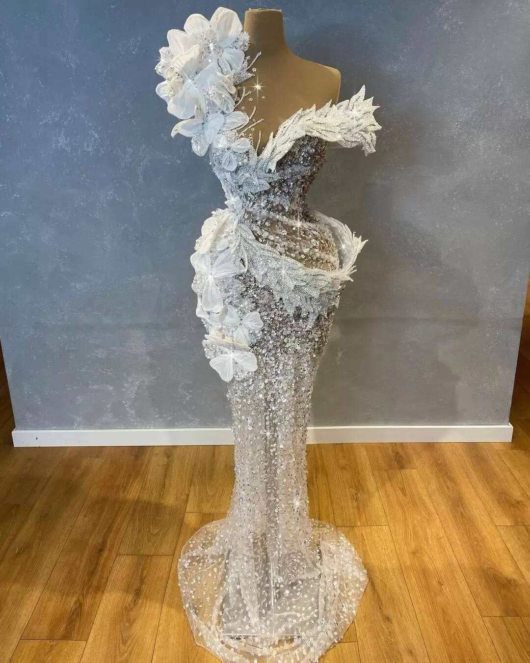 Luxury Mermaid Wedding Dress Crystal Long Sequined Beaded Bridal Gowns Flower Appliqued Robe De Marie