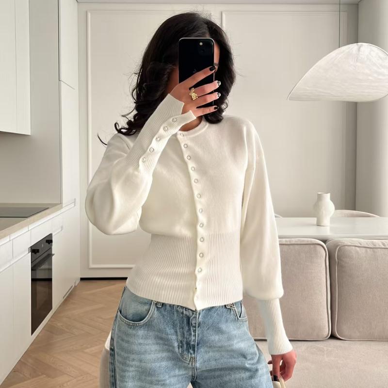 Designer Women's French Classic Crew Neck Knit Cardigan Sweater Solid Color Button Long Sleeve Slim Fit Elegant Autumn Winter Top