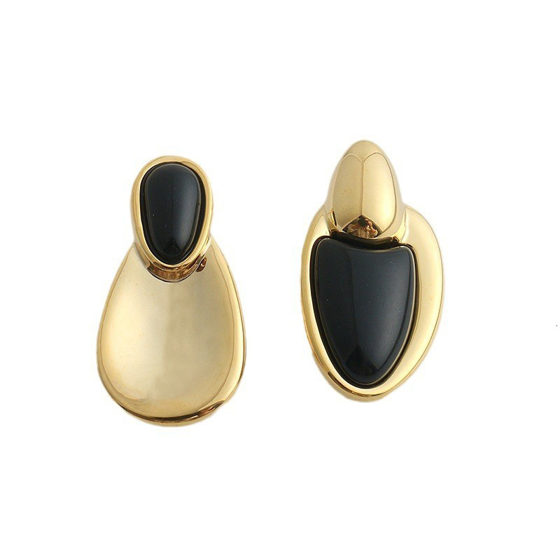New -style asymmetrical black agate earrings for women, 2024 new popular design, 925 silver needle, oval and teardrop-shaped studs