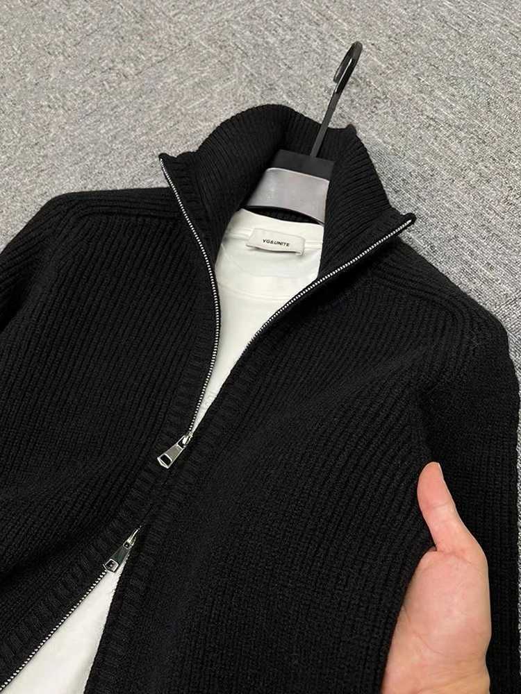 high Fashion cardigan zipper knitted neck men's autumn and winter item solid color jacquard Korean version casual sweater coat M261016