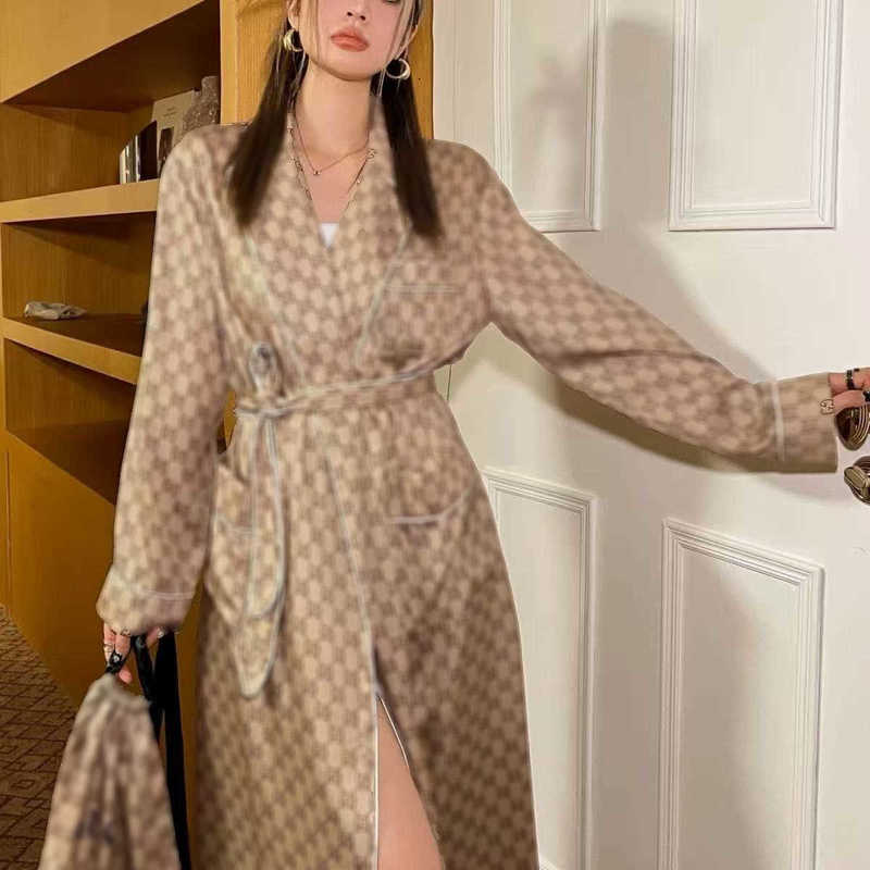 Women's Sleepwear designer Unisex G Vintage Pajama Robe Classic Night Print Design Paired With Piping Casual Stylish Home Wear clothing 5GC8