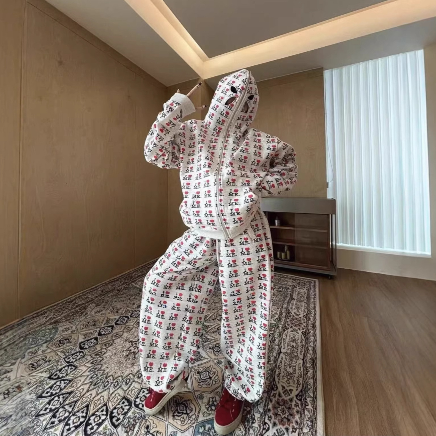 Now - Correct version Korean style 26 new versatile loose-fit heart letter rabbit all-over print designer sweatpants Luxury goods casual pants