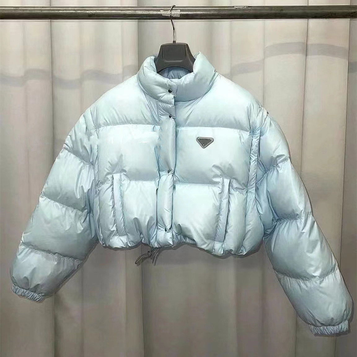 Stand Collar Down Jacket Women Cropped Puffer Gilet Detachable Sleeves Snap Front Elastic Cuffs Lightweight Quilted Recycled Nylon Outerwear