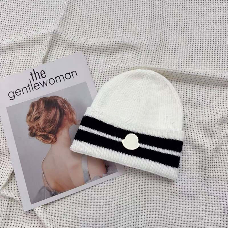 Winter Designer Beanie Knitted Hat with Striped Cuff Warm Casual Bonnet Classic Cold Weather Fashion Outdoor Travel Streetwear for Men Women