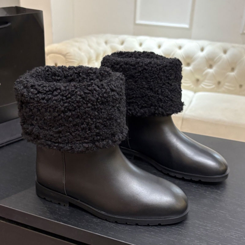 Ladies Short Boots Designer Wool Lining Bootie Womens Foldable Knight Boots Keep Warm Embroidered Shoe Upper Suede Luxury Brand Rubber Outsole Sizes