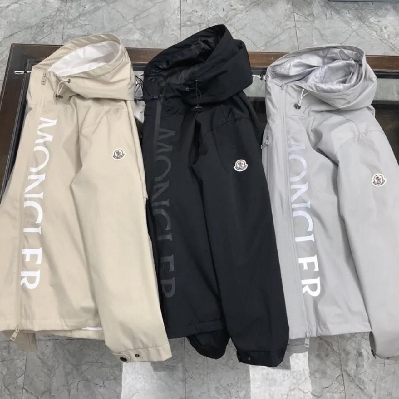 Trendy casual jacket with a hood, Luxury goods solid color, designer stand-up collar, padded warmth, suitable for teenagers, spring and autumn style