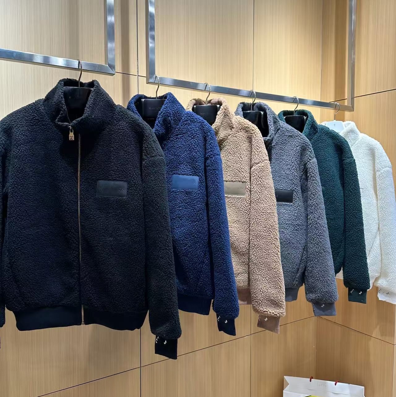 Men's Designer Fleece Wool Jacket Luxury Fashion Stand Zip Up Fleece Jacket Solid Warm Sherpa Casual Outerwear Autumn Winter