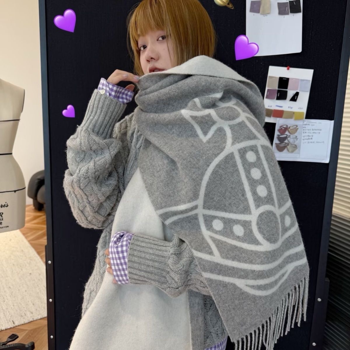 High-quality Empress of Luxury goods the designer West Saturn imitation cashmere fringed shawl and scarf, stylish for winter, unisex