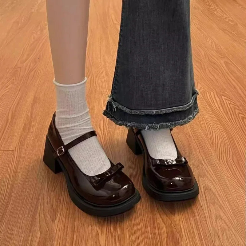 Spring and Autumn Elegant Round Head Sexy Low Heel Casual Single Shoes Fashionable Selling Comfortable Women's Shoes 261019