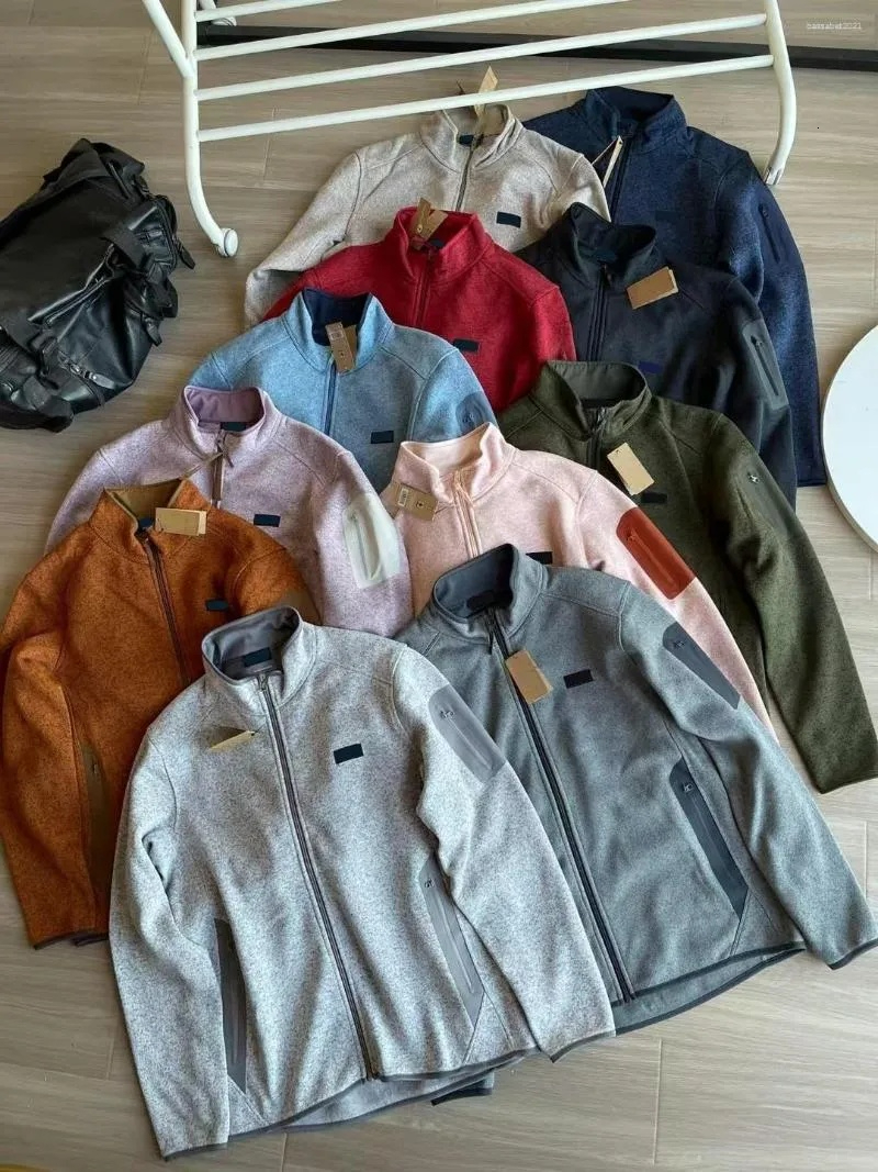 Men's Jackets Designer Fleece Outdoor Jacket Fashion Stand Knitted Zip Up Coat Seamless Bonded Fabric Casual Outwear e7
