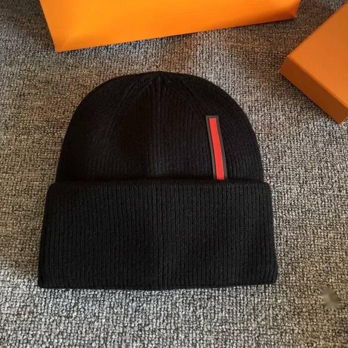Beanie/Skull Wholesale Designer Beanie hat Quality Fashion Cashmere Knitted cap Men women Snapback Caps Mask Fitted Unisex Classic Winter Casual Out