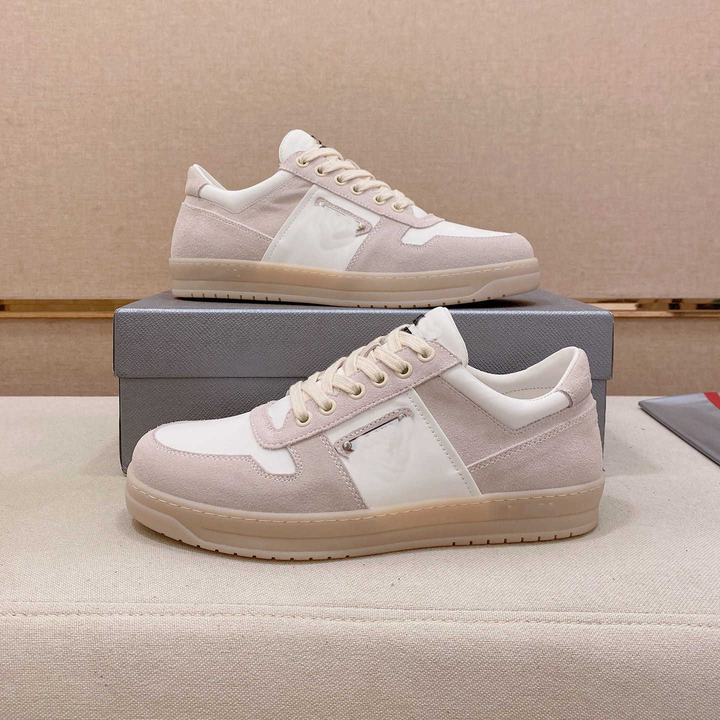 Spring Autumn Men Casual Sneakers Fashion Solid Leather Formal Business Sport Shoes Flat Round Toe Light Breathable Designer Sneakers 261019