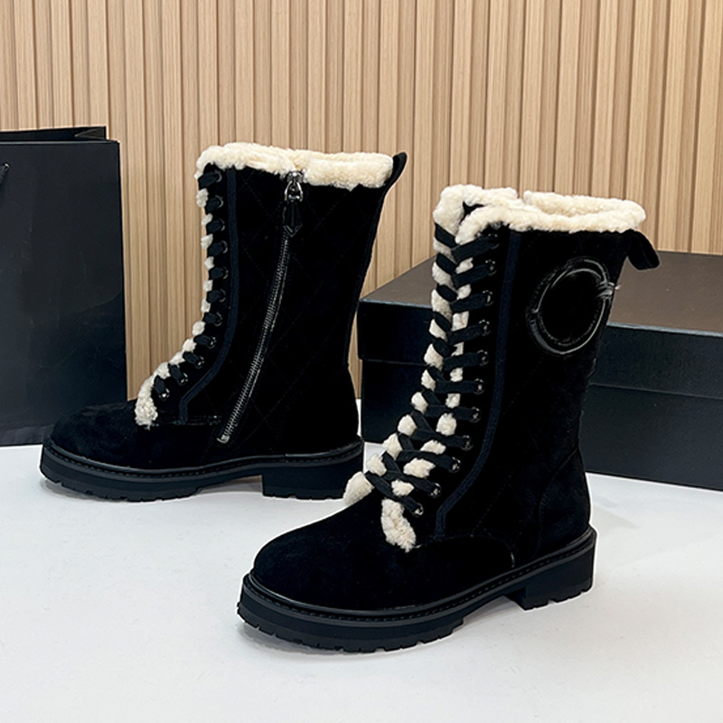 Classic Womens Designer Snow Boots Luxury Sheepskin Suede Lace Up Side Zipper Knights Short Boots Womans outdoor Casual Wearing Ankle Boots