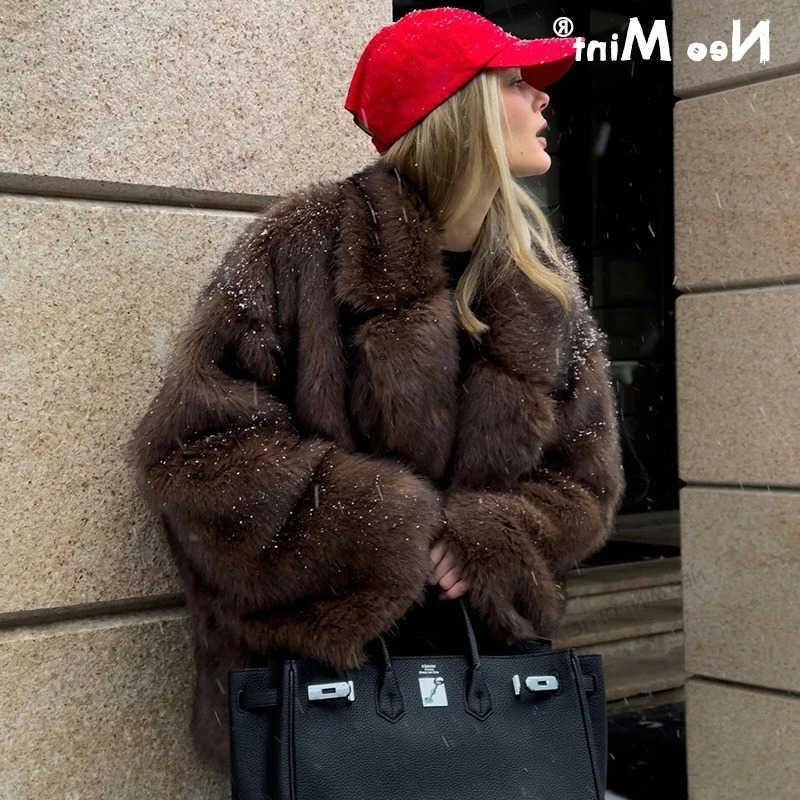 Mint Neo 2024 Winter Fur Coat Women Fluffy Fur Outerwear Overcoat Girl Strt Furry Warm Jacket S261016GL5R