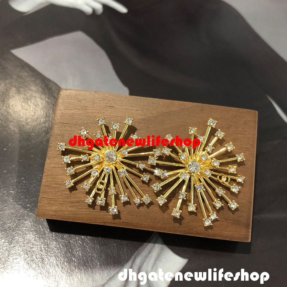luxury cc earrings designer jewelry 26S Light Starry Sky Fireworks Sunflower Unique Earrings channel earrings