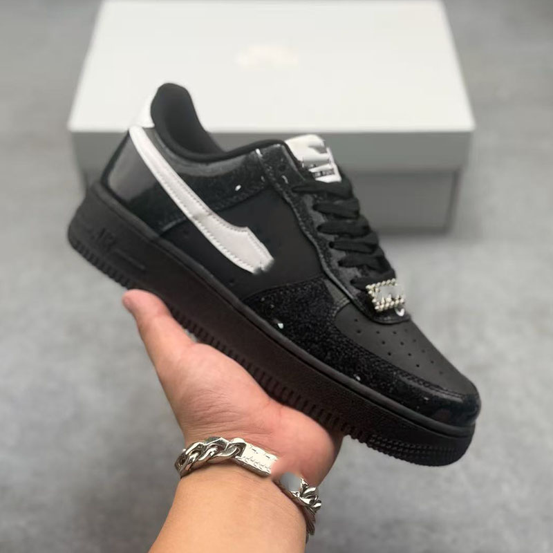 2026 Spring Casual Designer Sneakers Couple Style Anti slip Trendy Versatile Men's and Women's Sports Shoes